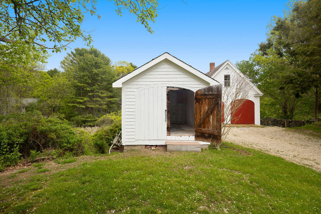 427 Haley Road, Unit A Kittery, ME 03905 - Photo 32 of 36 IMG_0315