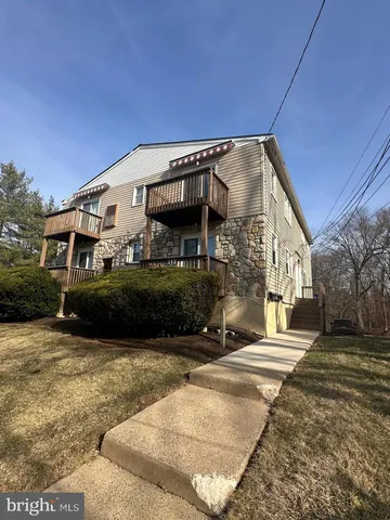 $234,900 | 713 Willow Street, Unit A2, Lansdale, PA 19446