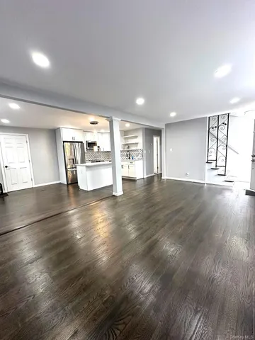 $6,500 | 1093 Ditmas Avenue, Uniondale, NY 11553