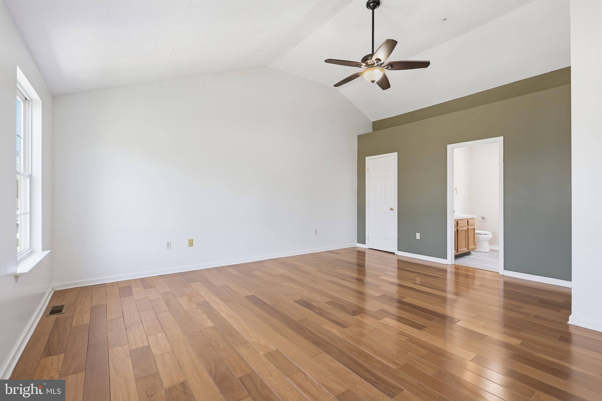 118 Liberty Lane Elkton, MD 21921 - Photo 15 of 31 a view of room with a ceiling fan