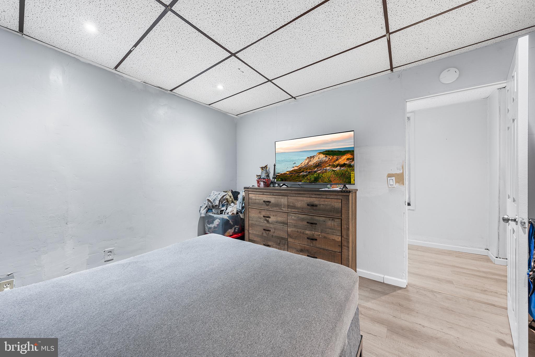 707 East 5th Street Bethlehem, PA 18015 - Photo 10 of 22 a room with furniture and natural light