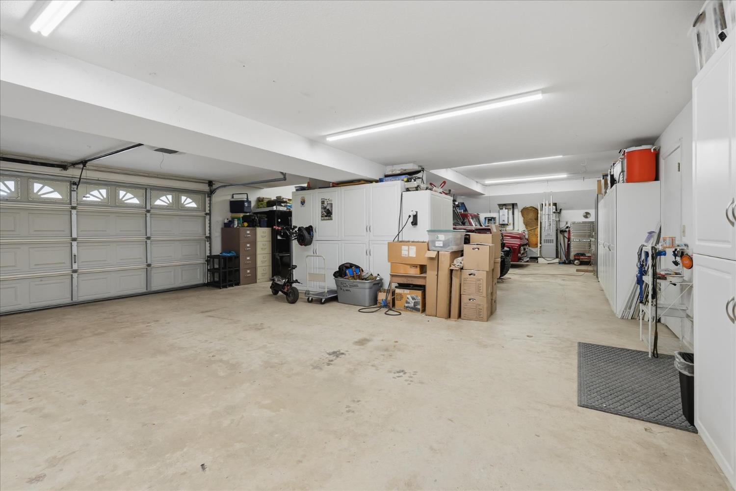 43319 Leach Road Ahwahnee, CA 93601 - Photo 45 of 61 a view of a garage with furniture