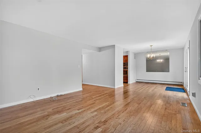 $399,000 | 41 Jefferson Ovl, Unit B, Yorktown Heights, NY 10598