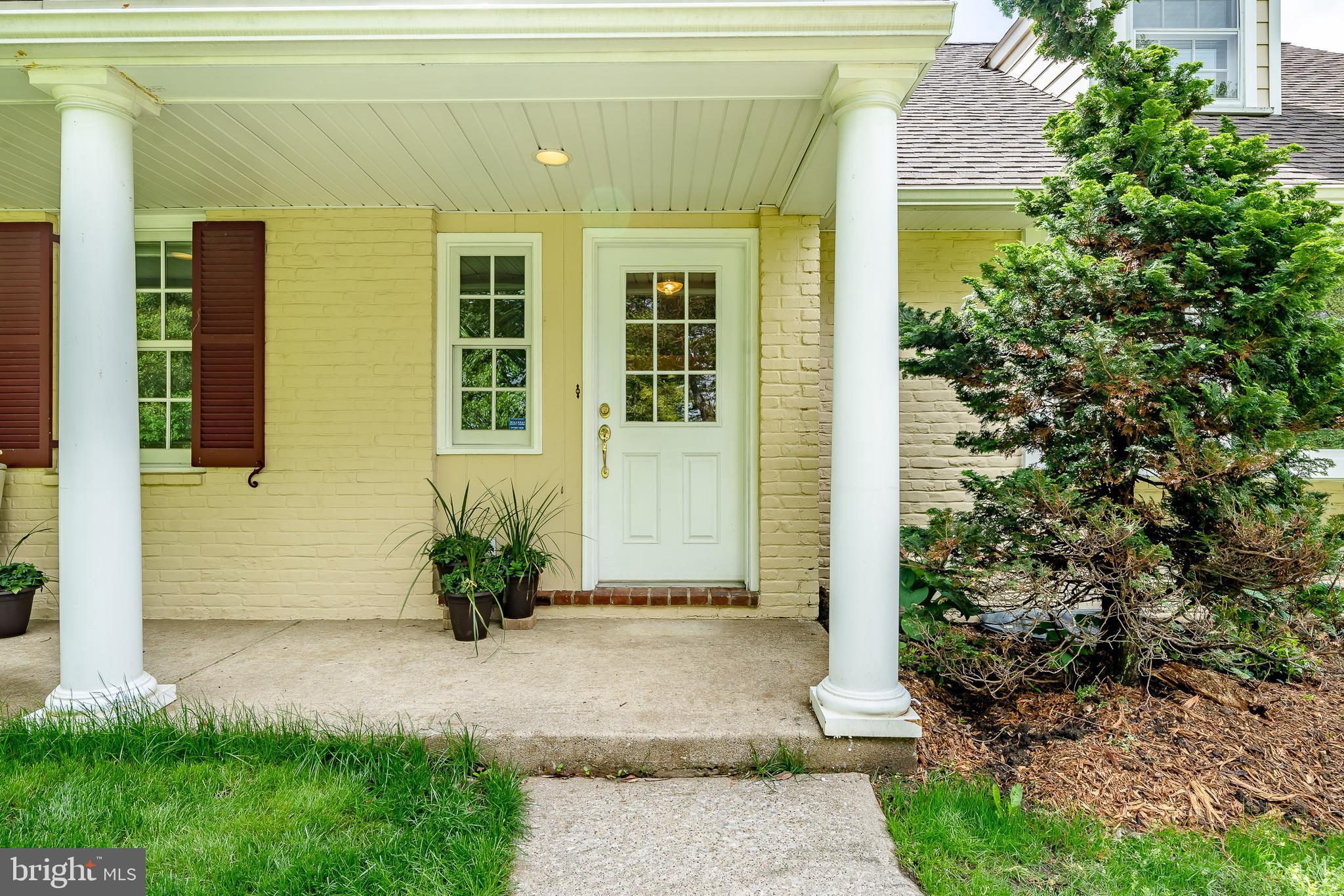 2020 Grubbs Mill Road Berwyn, PA 19312 - Photo 7 of 49 Covered front porch.