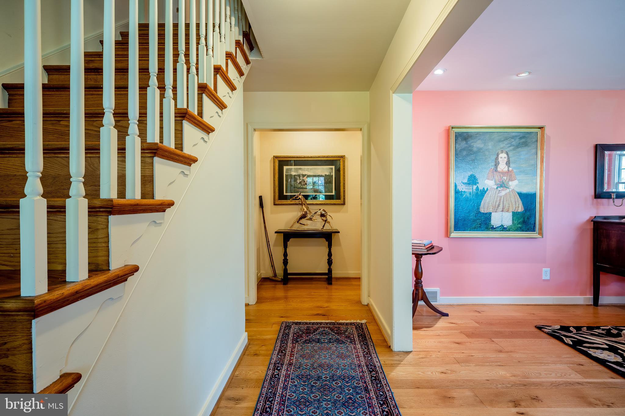 2020 Grubbs Mill Road Berwyn, PA 19312 - Photo 8 of 49 Foyer