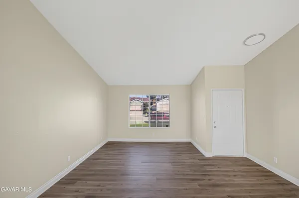 $399,990 | 1048 Sequoia Lane, Rosamond, CA 93560