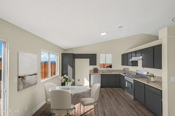 $399,990 | 1048 Sequoia Lane, Rosamond, CA 93560