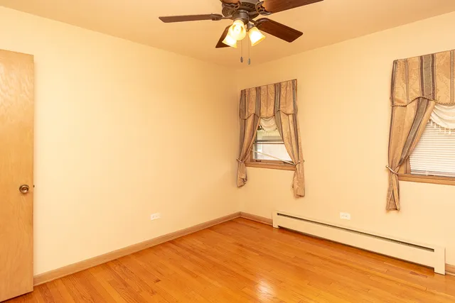 $2,400 | 6408 West Raven Street, Unit 1, Chicago, IL 60631