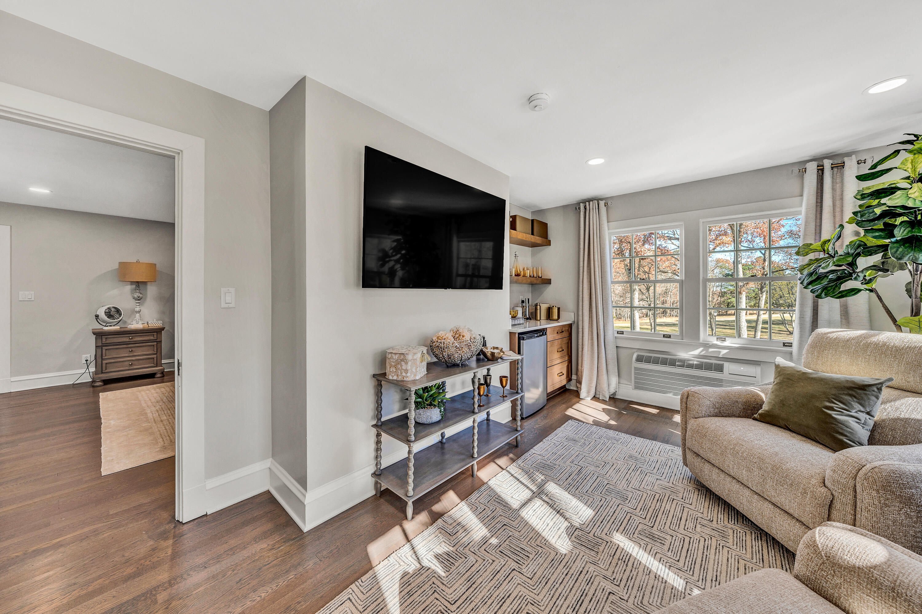 750 Penn Hall Road Union Hall, VA 24176 - Photo 41 of 77 Owners Suite Sitting Room