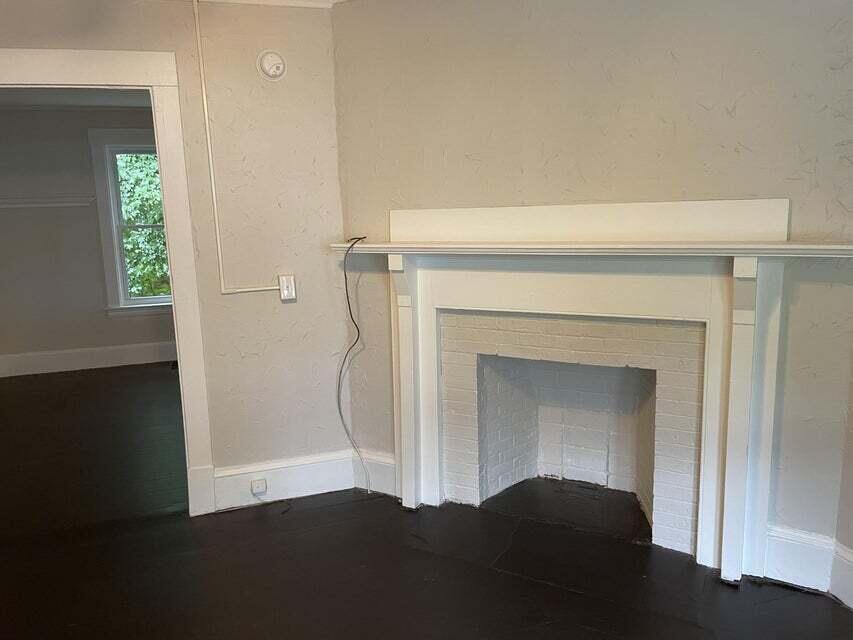 30 Patterson Street Augusta, ME 04330 - Photo 11 of 17 Living Room Apartment B