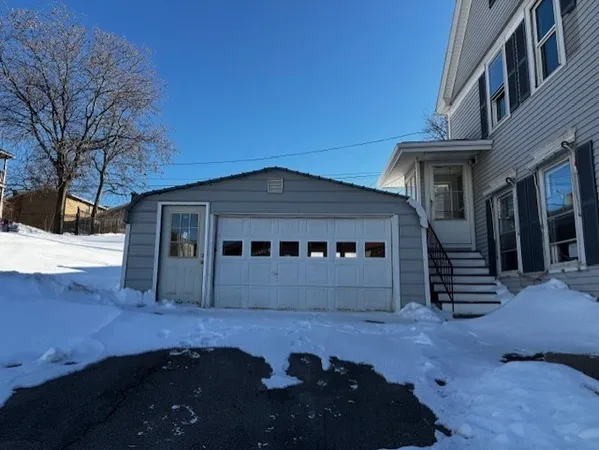 $409,900 | 15 Edward Street, Worcester, MA 01605