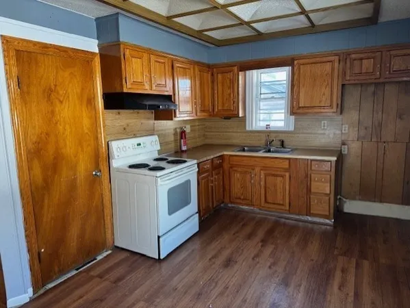 $409,900 | 15 Edward Street, Worcester, MA 01605