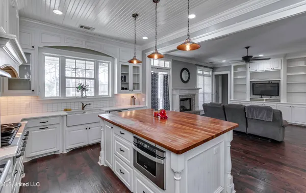 $530,000 | 4299 Tank Road, Terry, MS 39170