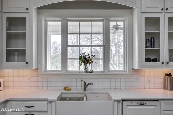 $530,000 | 4299 Tank Road, Terry, MS 39170