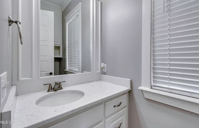 $530,000 | 4299 Tank Road, Terry, MS 39170