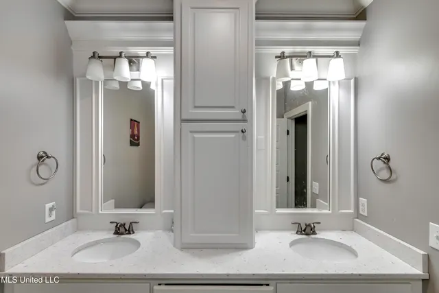 $530,000 | 4299 Tank Road, Terry, MS 39170