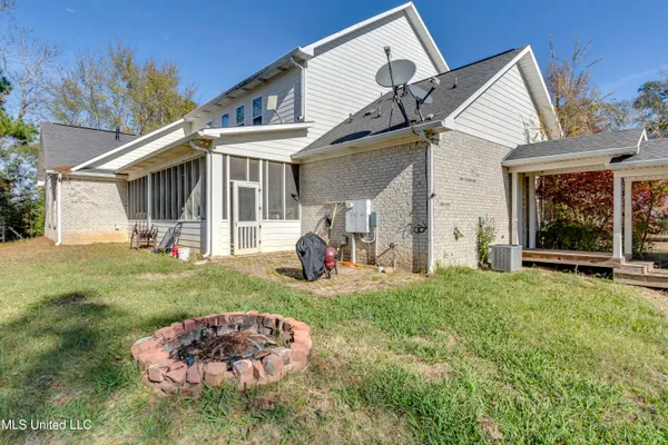 $530,000 | 4299 Tank Road, Terry, MS 39170