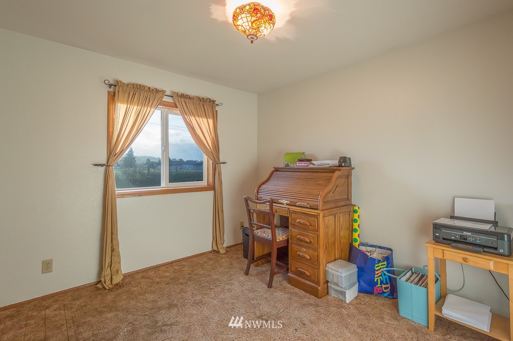 8744 James Road Southwest Rochester, WA 98579 - Photo 5 of 25