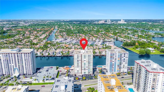 a picture of city view