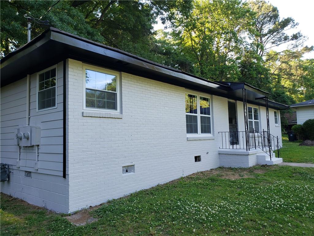 2975 Jones Street Atlanta, GA 30344 - Photo 3 of 10