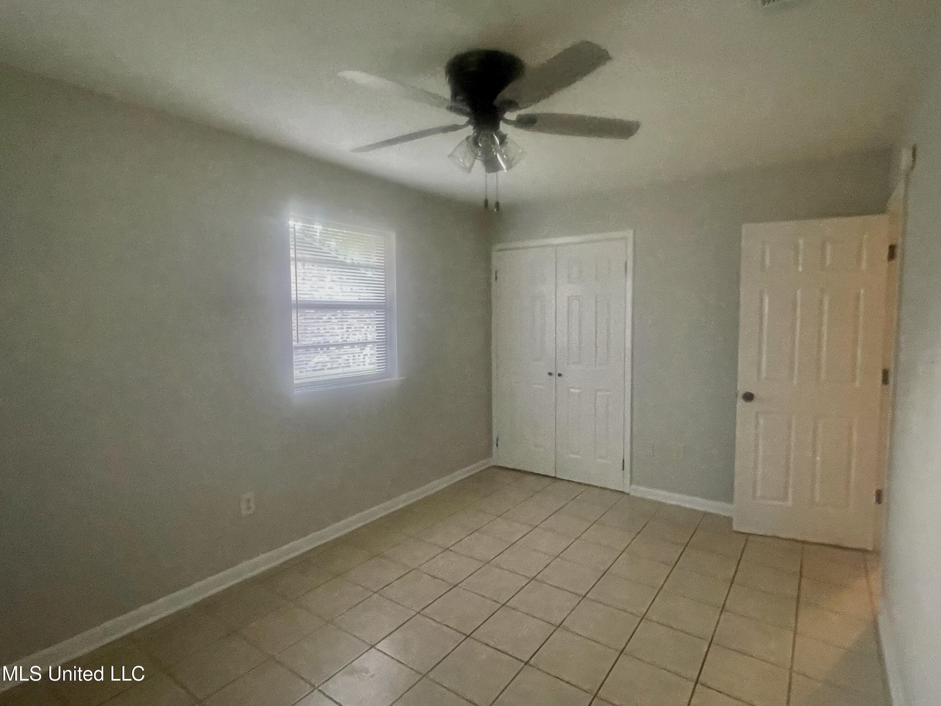 1605 Riverside Drive Gautier, MS 39553 - Photo 25 of 47 Bedroom 1