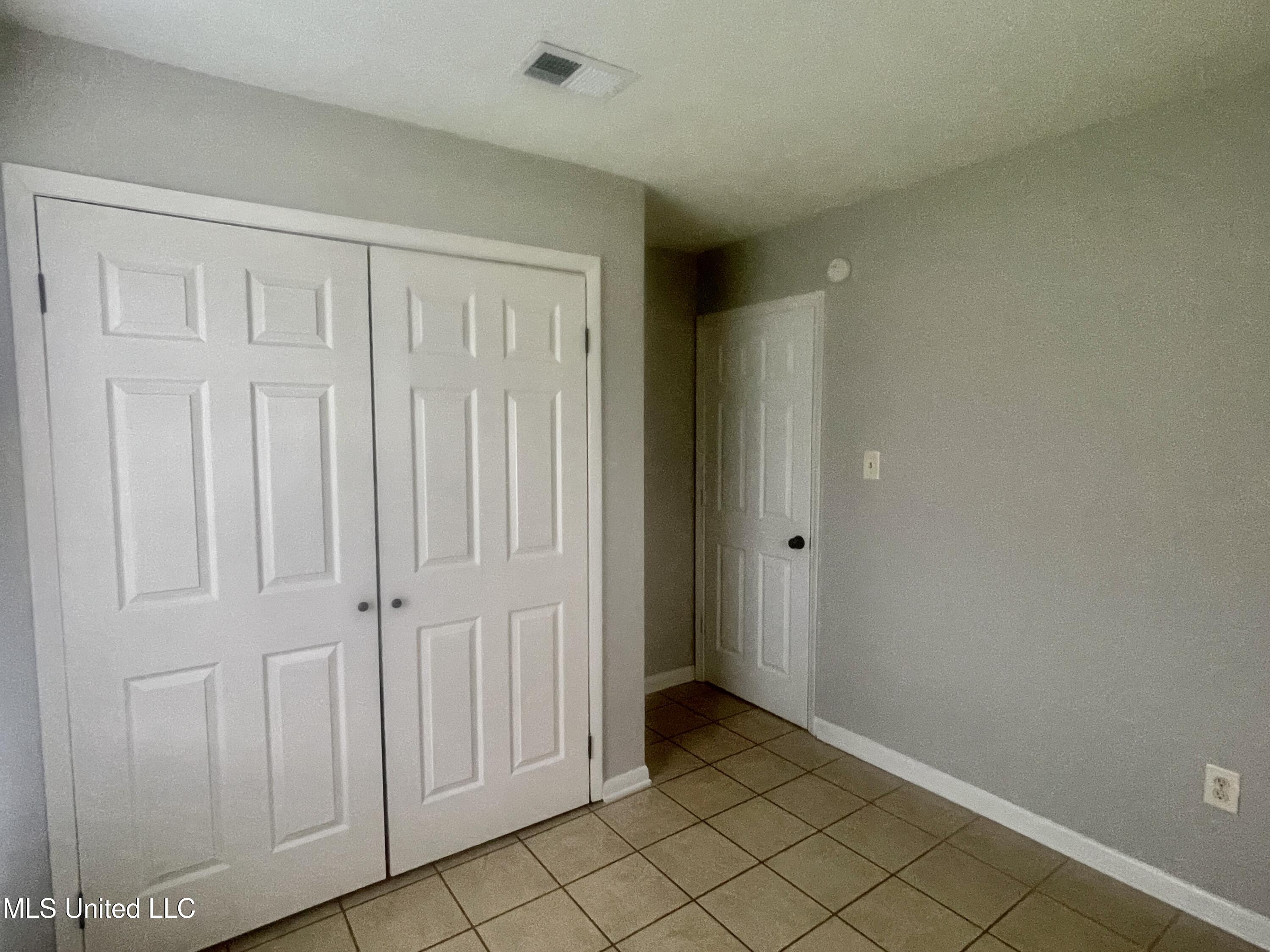1605 Riverside Drive Gautier, MS 39553 - Photo 36 of 47 Bedroom 3