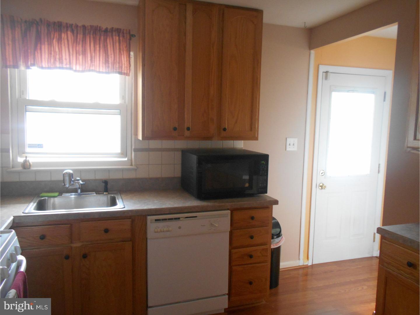 2112 Arleigh Road Cinnaminson, NJ 08077 - Photo 8 of 18 Gallery Image 8