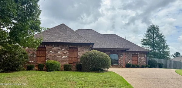 $269,000 | 302 Pinecone Cove, Brandon, MS 39047