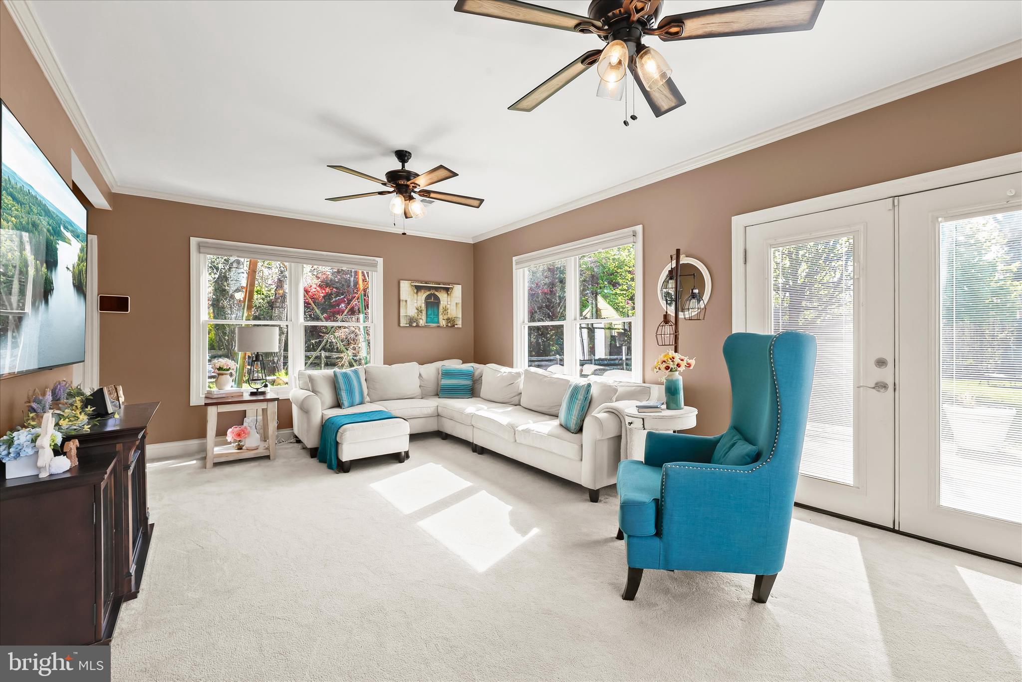 13041 Penn Shop Road Mount Airy, MD 21771 - Photo 15 of 57 a living room with furniture and a large window