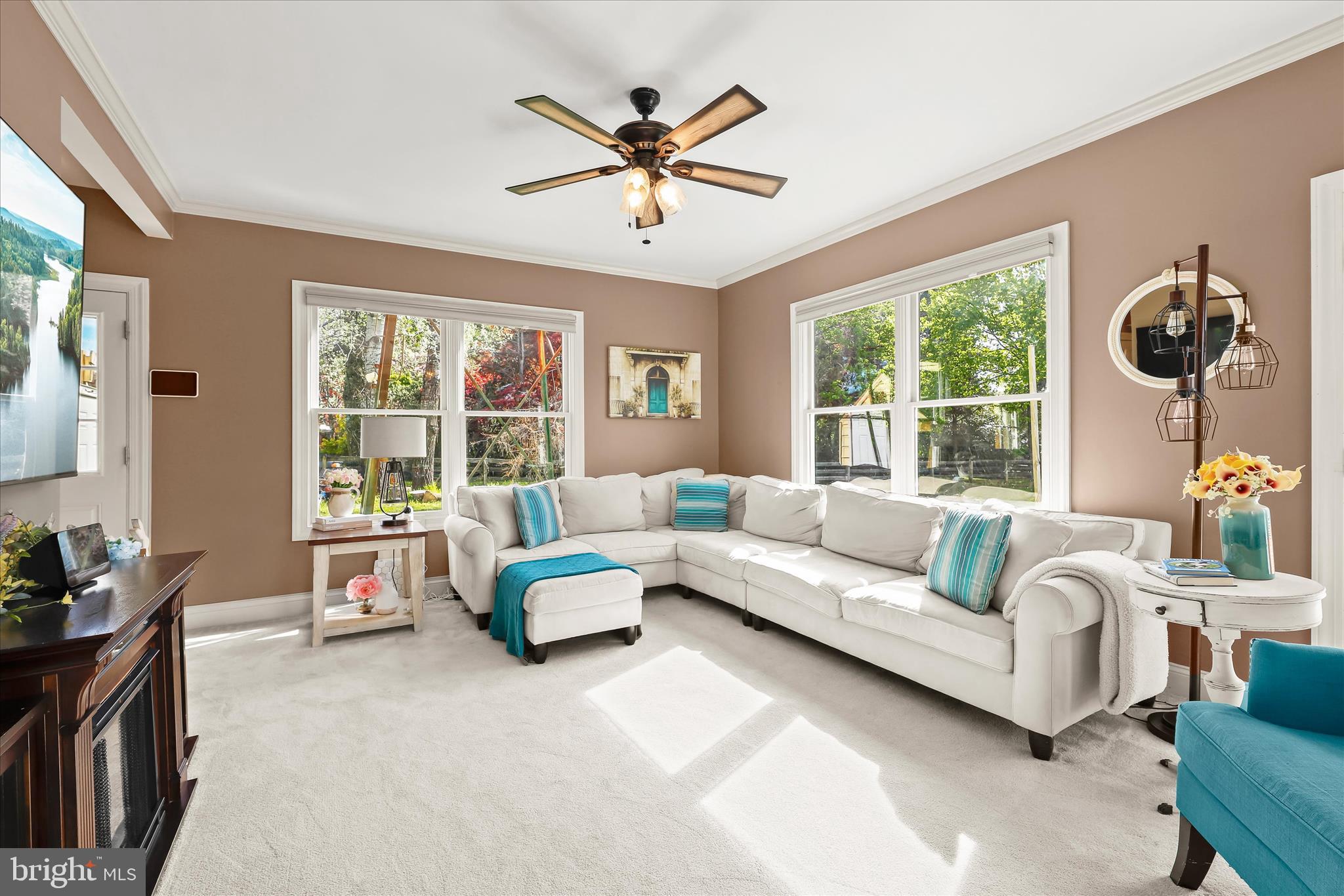 13041 Penn Shop Road Mount Airy, MD 21771 - Photo 16 of 57 a living room with furniture and windows