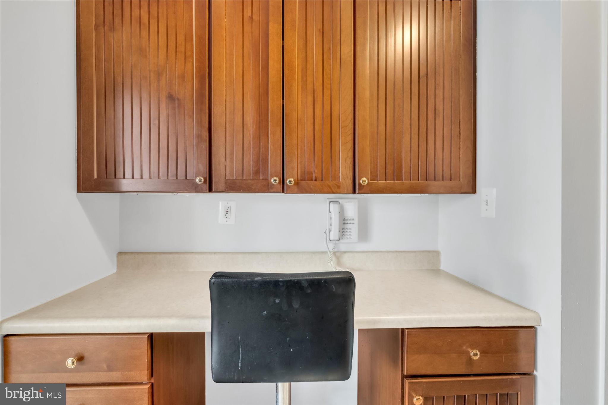 4141 North Henderson Road, Unit 104 Arlington, VA 22203 - Photo 8 of 23