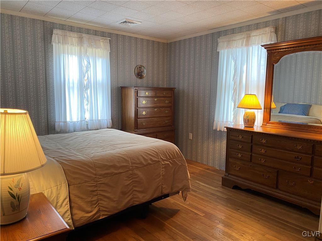 215 Willow Road Hellertown, PA 18055 - Photo 9 of 18 1st Floor Bedroom