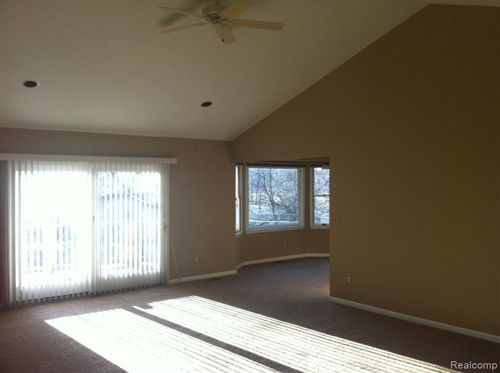 613 Bates Street Howell, MI 48843 - Photo 16 of 22 IMG_1413.JPG