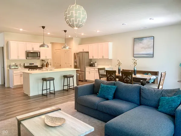 $2,100 | 13428 Dewpoint Lane, Fishers, IN 46037