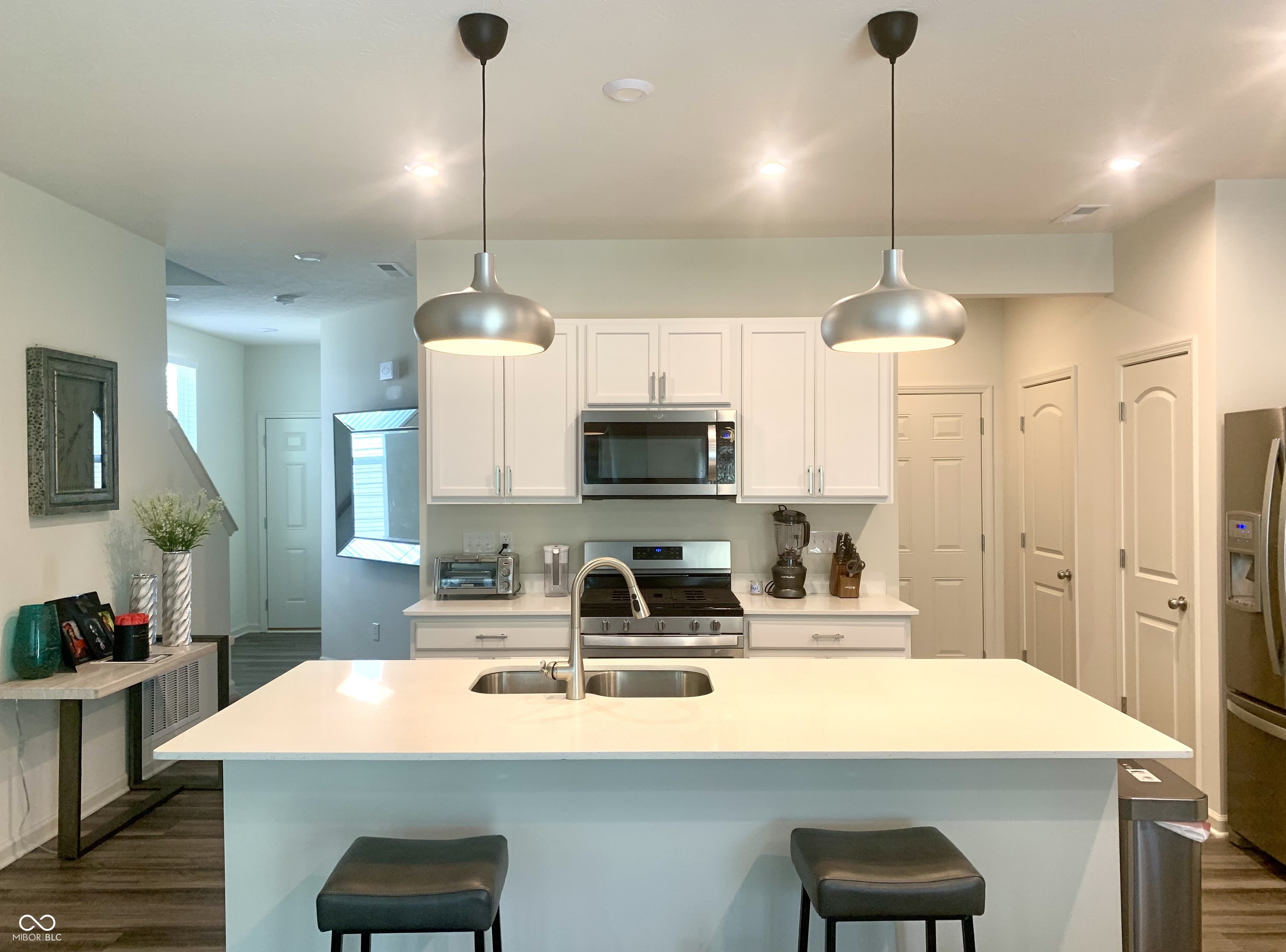 13428 Dewpoint Lane Fishers, IN 46037 - Photo 4 of 8