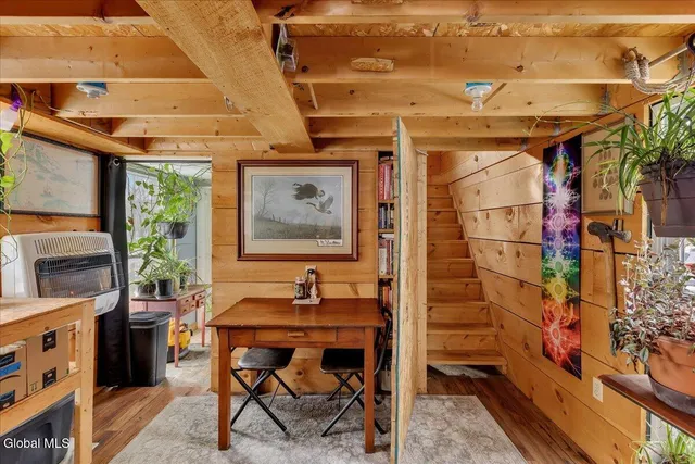 $299,999 | 277 Breese Hollow Road, Hoosick, NY 12089