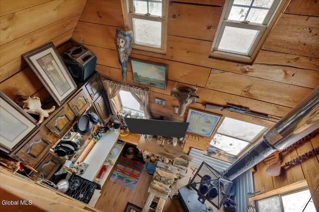 $299,999 | 277 Breese Hollow Road, Hoosick, NY 12089