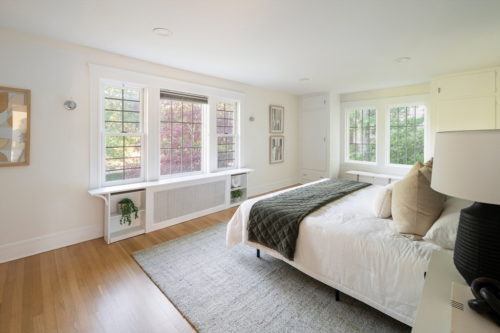 1643 Washington Street Newton, MA 02465 - Photo 15 of 29