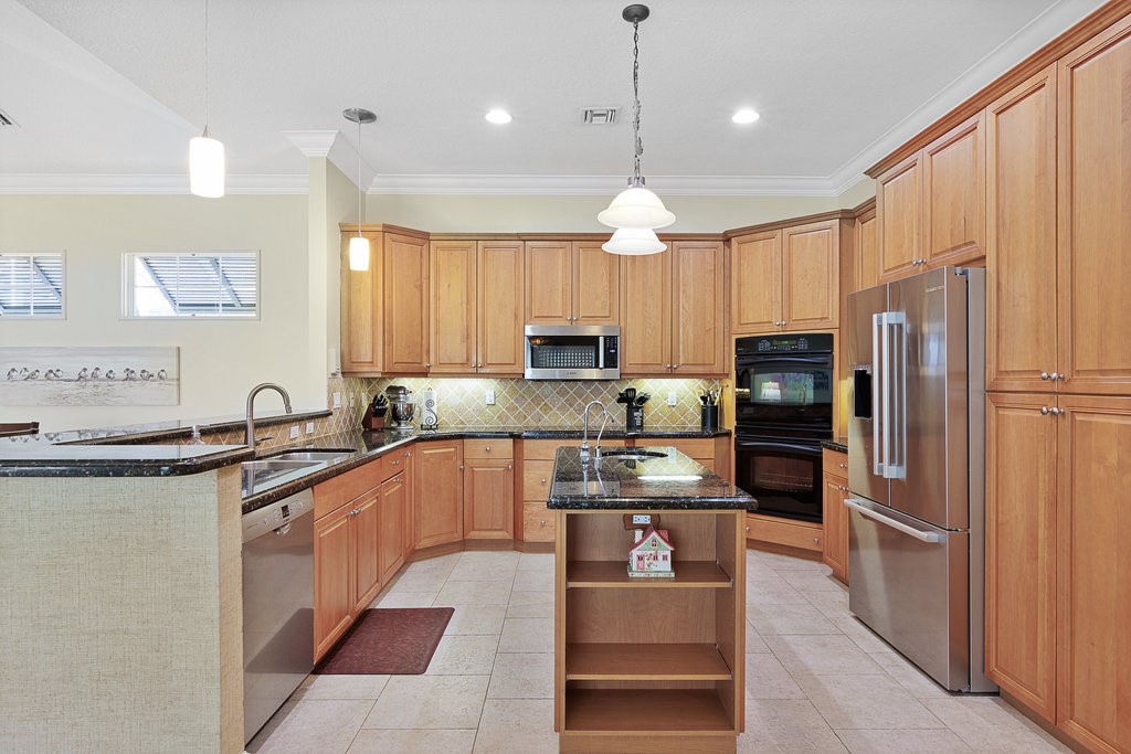 9190 Spring Time Drive Vero Beach, FL 32963 - Photo 9 of 36