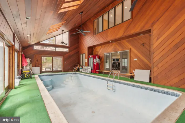 $975,000 | 27 Cannon Range Road, Milmay, NJ 08340