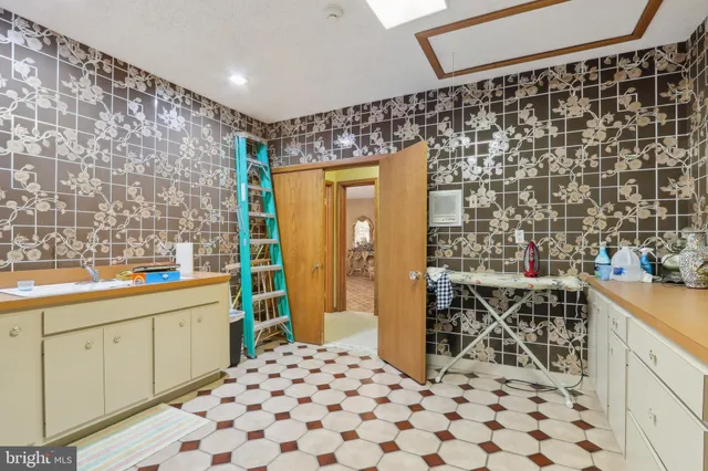 $975,000 | 27 Cannon Range Road, Milmay, NJ 08340