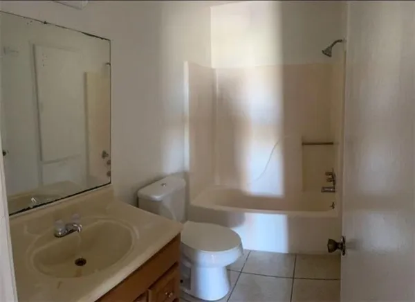 $1,200 | 10680 Lincoln Beach Boulevard, Unit A, New Orleans, LA 70128