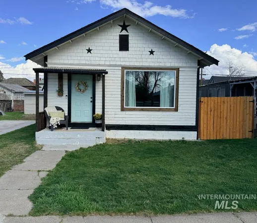 $258,000 | 326 Montana Street, Gooding, ID 83330
