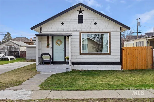 $258,000 | 326 Montana Street, Gooding, ID 83330