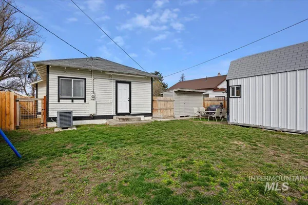 $258,000 | 326 Montana Street, Gooding, ID 83330