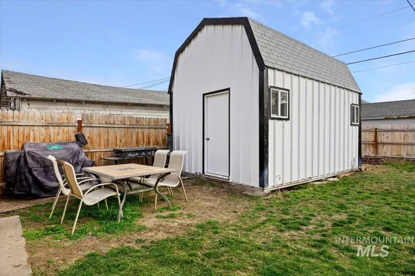 $258,000 | 326 Montana Street, Gooding, ID 83330