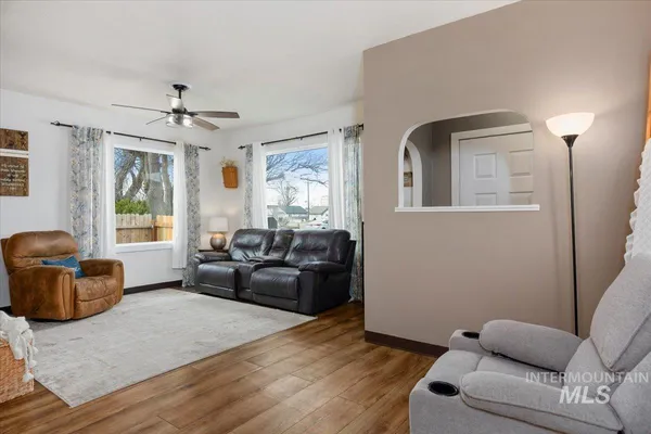 $258,000 | 326 Montana Street, Gooding, ID 83330