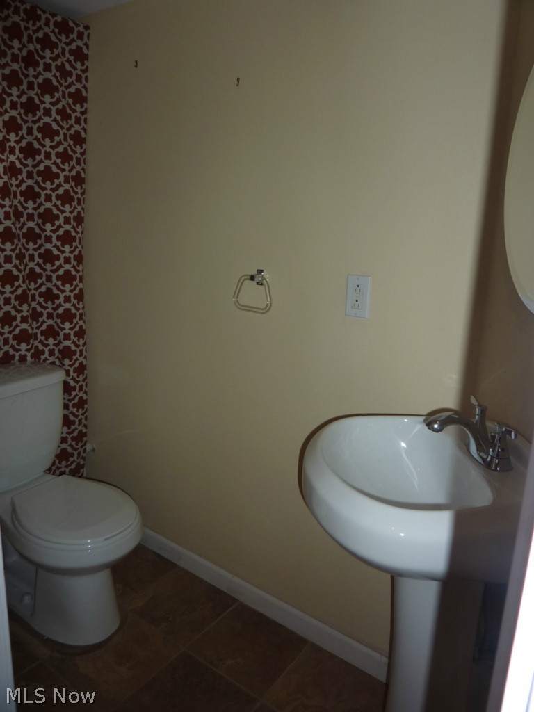 22654 Chardon Road Euclid, OH 44117 - Photo 15 of 22 Gallery Image 15