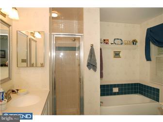 44 Woodstream Drive Chesterbrook, PA 19087 - Photo 9 of 12