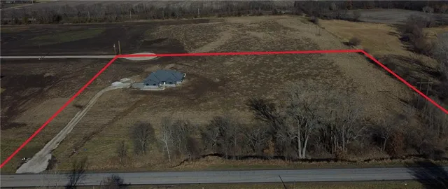 $500,000 | 1155 Southwest 58th Highway, Holden, MO 64040